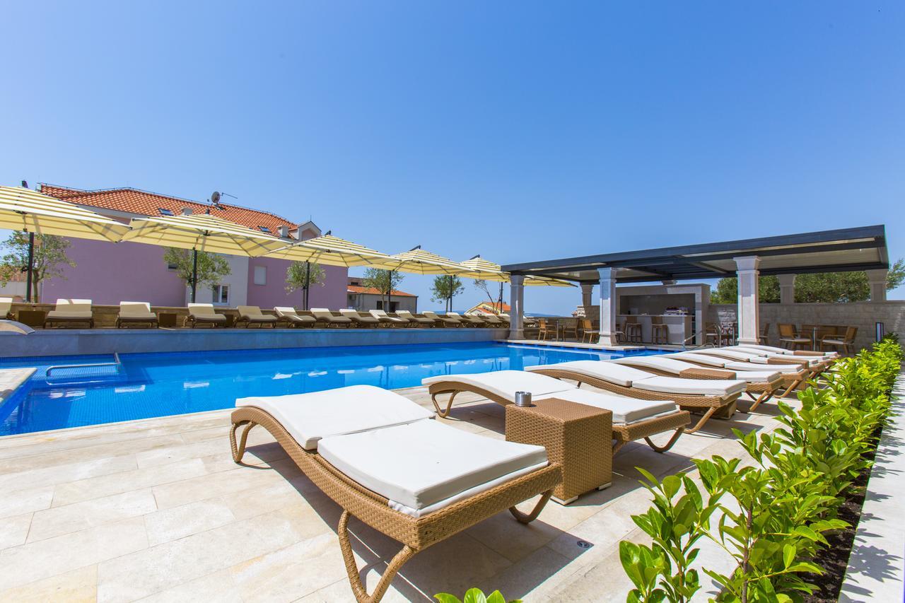Luxury Aparthotel Makarska Eksteriør bilde