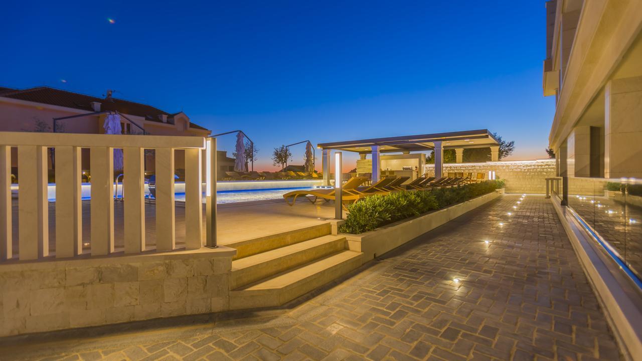 Luxury Aparthotel Makarska Eksteriør bilde